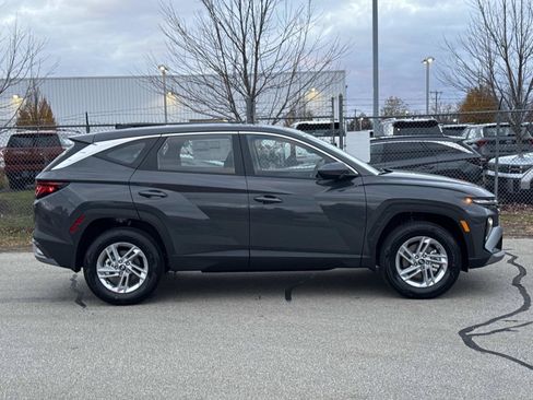 Used 2026 Hyundai Tucson SE AWD/4WD image 4
