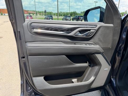 Used 2023 GMC Yukon XL Denali w/ Max Trailering Package AWD/4WD image 13