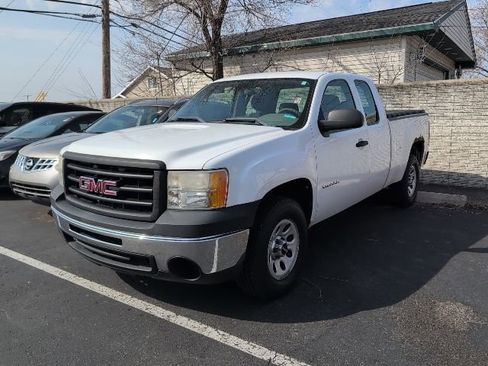 Used 2011 GMC Sierra 1500 W/T image 2