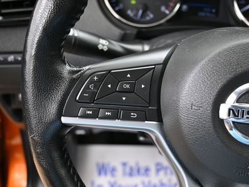 Used 2022 Nissan Rogue Sport SL image 18