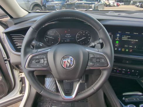 Used 2022 Buick Envision Preferred FWD image 21