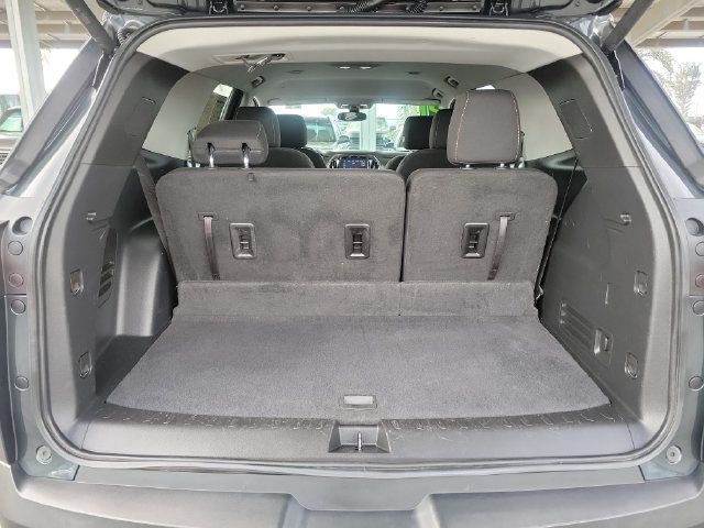 Used 2021 Chevrolet Traverse LT FWD image 28