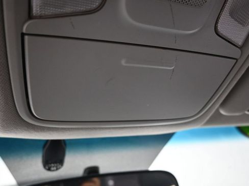 Used 2019 Kia Niro LX FWD image 36