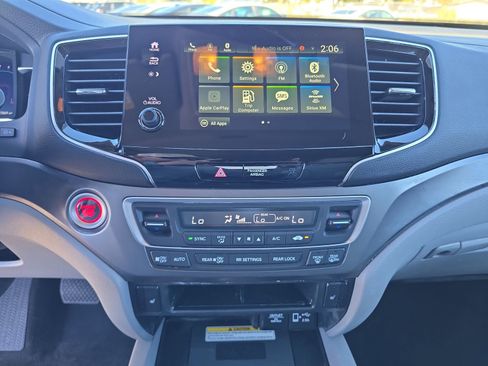 Used 2022 Honda Pilot Special Edition image 18