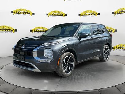 Used 2024 Mitsubishi Outlander SE