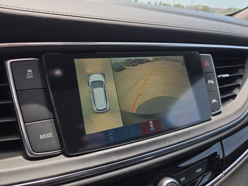 Used 2019 Buick Enclave Avenir w/ Avenir Technology Package FWD image 22