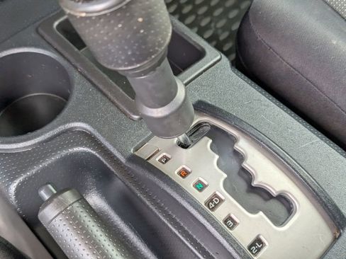 Used 2013 Toyota FJ Cruiser 2WD image 19