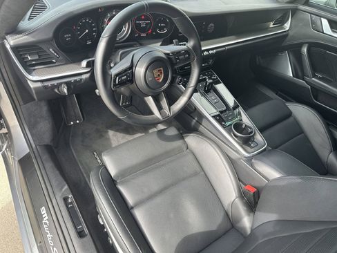 Certified 2022 Porsche 911 Turbo S AWD/4WD image 4