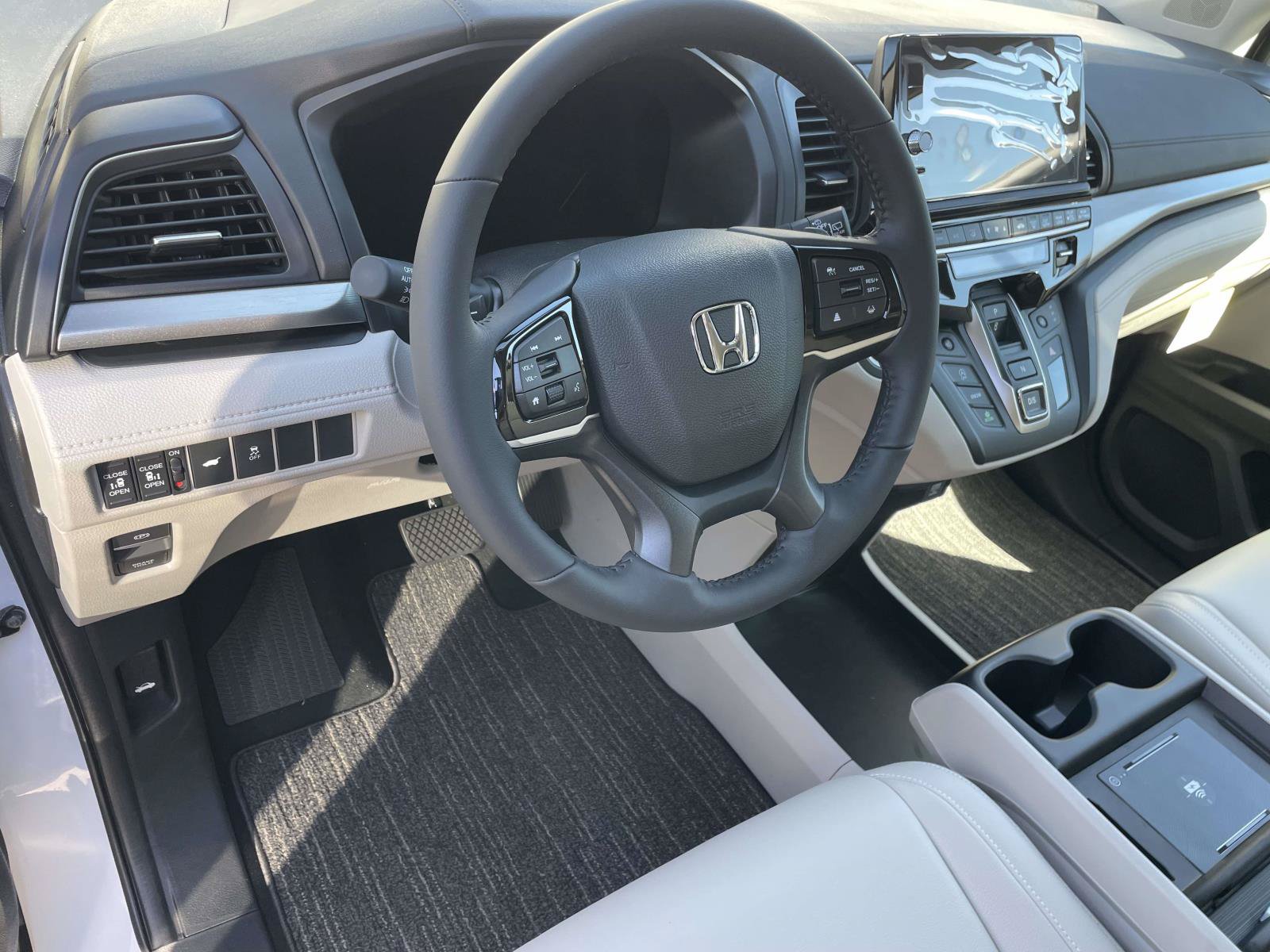 New 2027 Honda Odyssey EX-L image 3