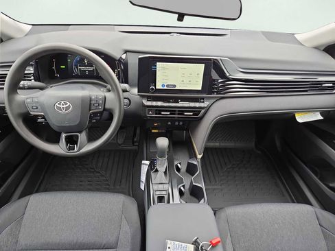 New 2026 Toyota Camry LE image 5