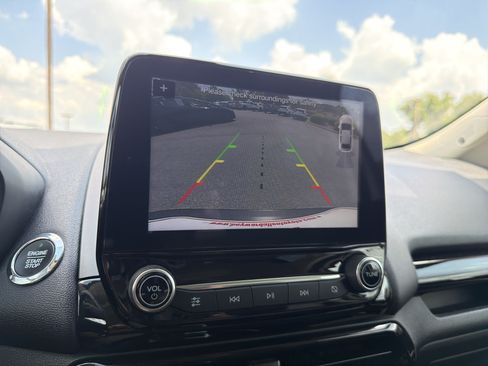 Used 2019 Ford EcoSport Titanium FWD image 6