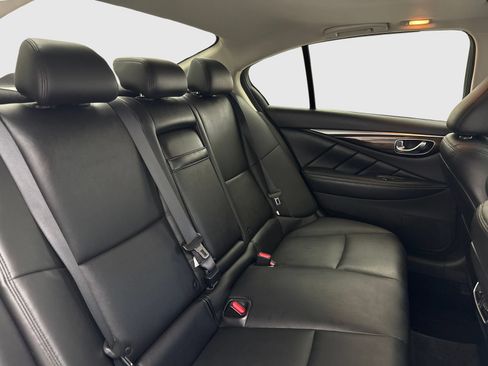 Used 2018 INFINITI Q50 Luxe w/ Essential Package (3.0T Luxe) AWD/4WD image 43