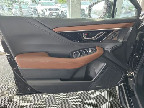 Used 2025 Subaru Outback Touring XT w/ Popular Package #2 image 19