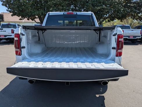Used 2022 RAM 1500 Laramie AWD/4WD image 13