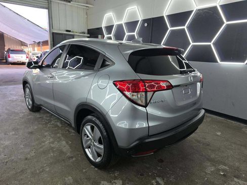 Used 2019 Honda HR-V EX image 2