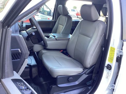 Used 2022 Ford F250 XL w/ Power Equipment Group image 21