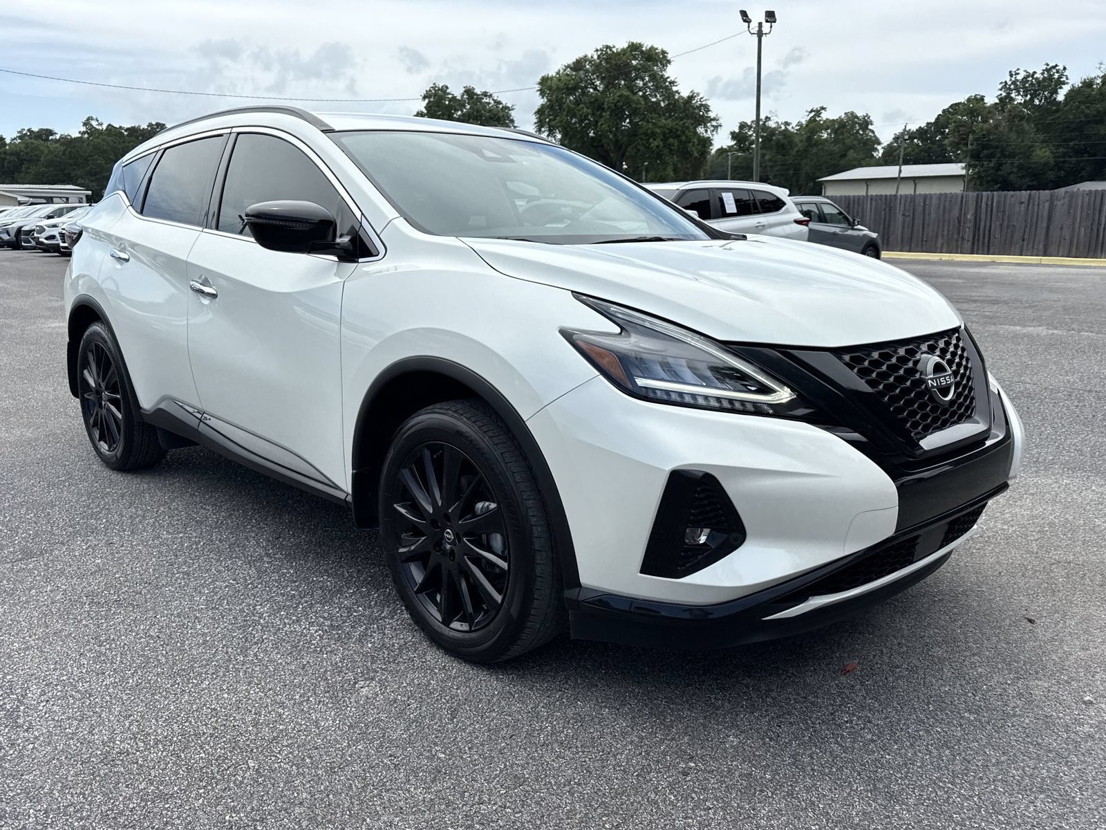 Used 2024 Nissan Murano SV w/ SV Midnight Edition Package FWD image 7