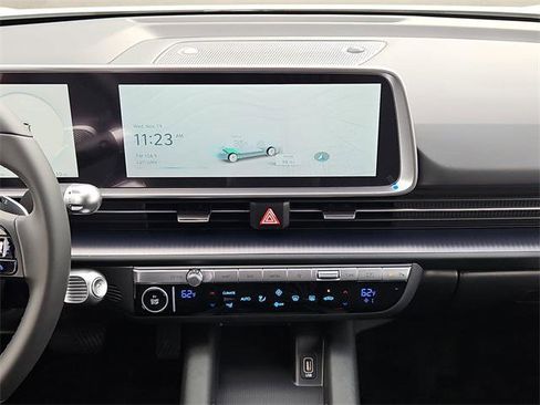 New 2025 Hyundai Ioniq 6 SE image 12