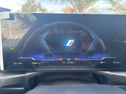 Certified 2023 BMW i4 eDrive35 image 9