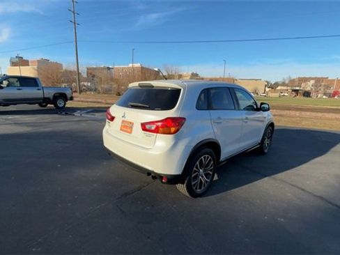 Used 2016 Mitsubishi Outlander Sport ES image 8