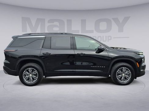 Used 2026 Chevrolet Traverse LT w/ Driver Confidence Package image 6