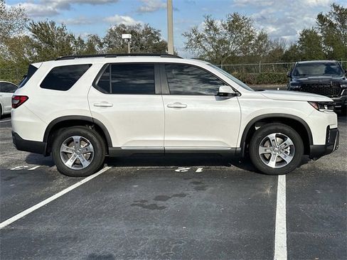 New 2026 Honda Pilot EX-L image 2