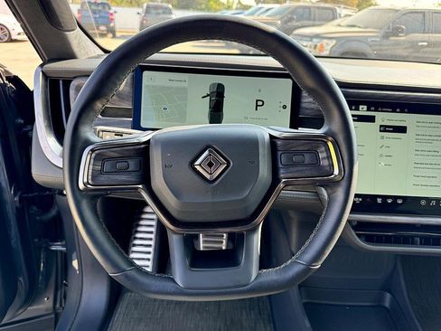 Used 2022 Rivian R1T Launch Edition image 23