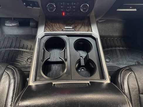 Used 2017 Ford F250 Lariat w/ Lariat Value Package image 20