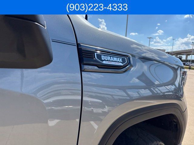 Used 2023 GMC Sierra 1500 AT4 w/ Technology Package AWD/4WD image 16