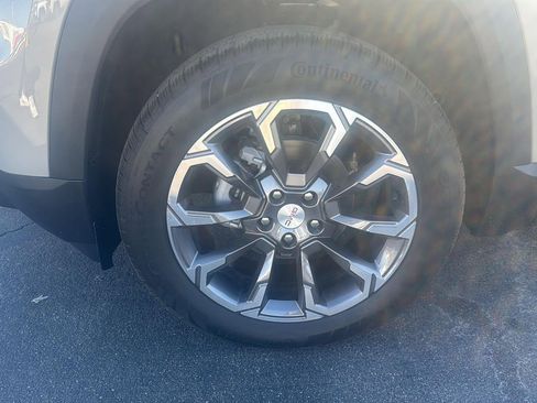 New 2026 GMC Terrain Elevation w/ Elevation Premium Package AWD/4WD image 10