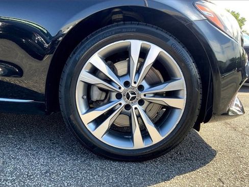 Used 2018 Mercedes-Benz C 300 4MATIC Sedan image 9