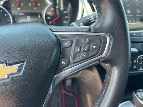 Used 2021 Chevrolet Equinox LT FWD image 40