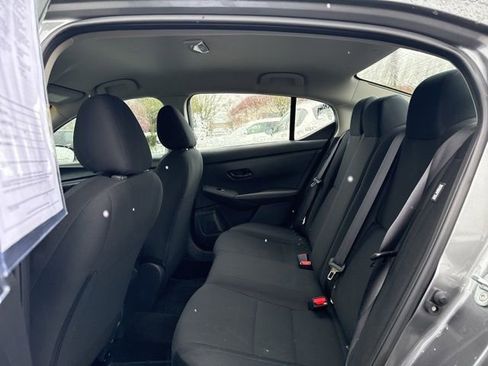 Used 2024 Nissan Sentra S image 17