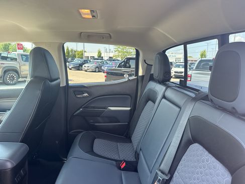 Used 2018 Chevrolet Colorado Z71 AWD/4WD image 33