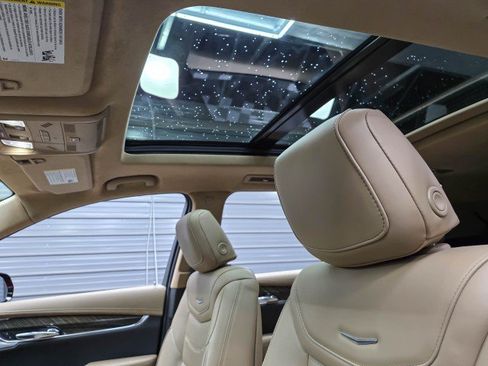 Used 2022 Cadillac XT6 Sport w/ Platinum Package AWD/4WD image 20
