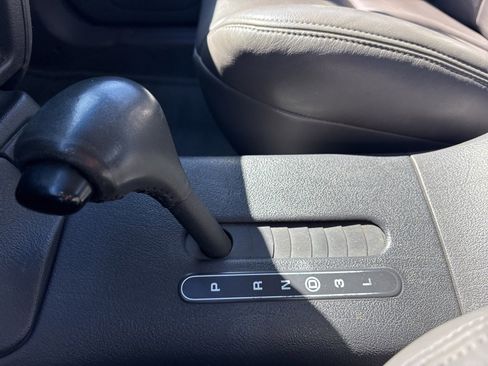 Used 1993 Dodge Intrepid ES image 31