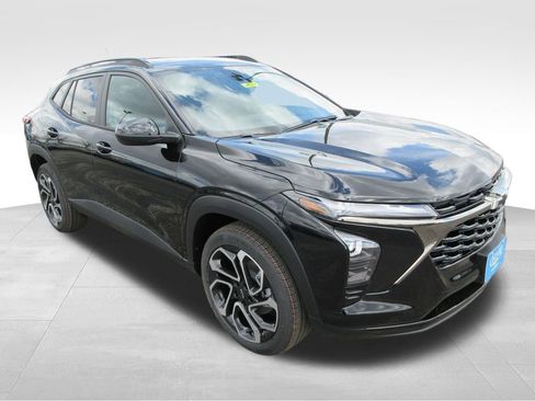 New 2026 Chevrolet Trax RS image 7