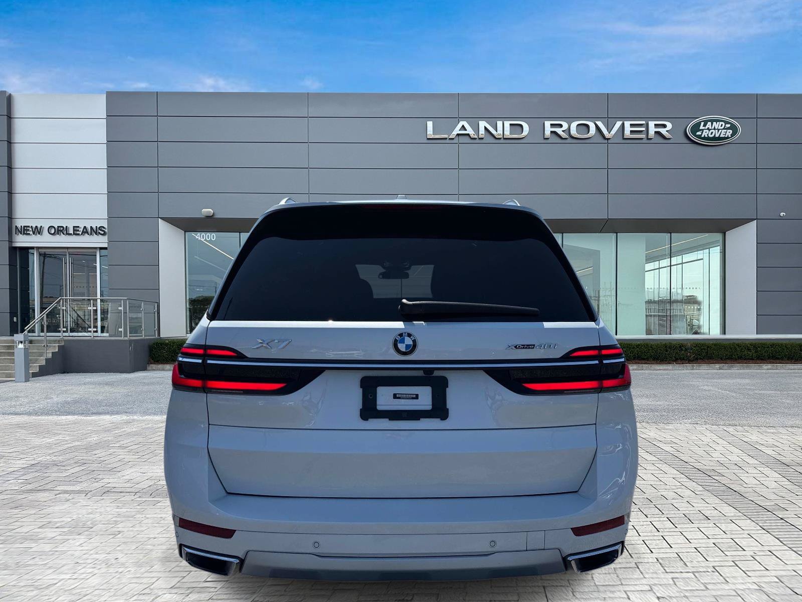 Used 2023 BMW X7 xDrive40i w/ Executive Package AWD/4WD image 7