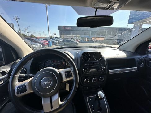 Used 2017 Jeep Compass 75th Anniversary w/ Power Value Group image 13