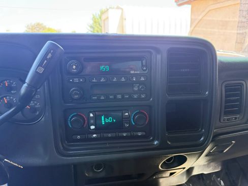 Used 2003 Chevrolet Silverado 3500 LS RWD image 21