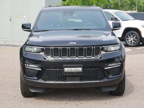 New 2025 Jeep Grand Cherokee Limited w/ Trailer Tow Package image 3