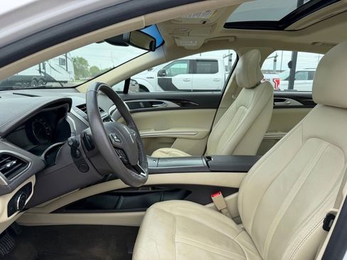 Used 2014 Lincoln MKZ w/ Equipment Group 102A Reserve FWD image 9