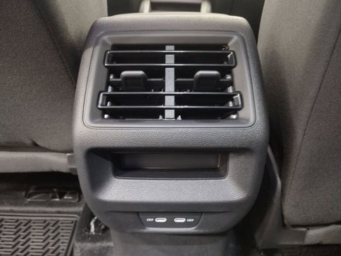 New 2026 Volkswagen Tiguan S image 30