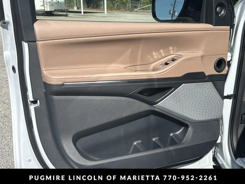 New 2026 Lincoln Navigator Black Label AWD/4WD image 10
