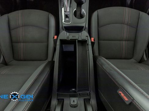 Used 2023 Chevrolet Equinox RS FWD image 28