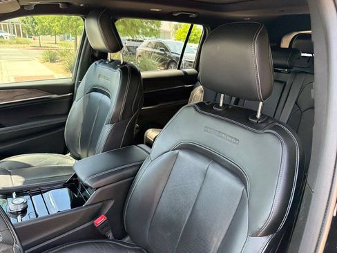 Used 2022 Jeep Grand Cherokee L Overland AWD/4WD image 19