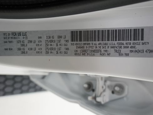 Used 2019 RAM 1500 Big Horn RWD image 30