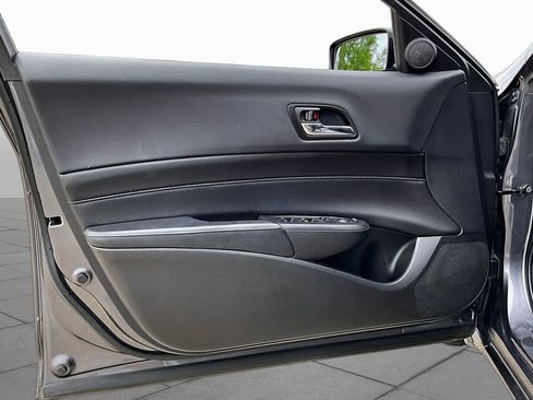 Used 2015 Acura ILX FWD image 19