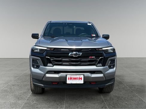 Used 2023 Chevrolet Colorado Z71 w/ Z71 Convenience Package 2 AWD/4WD image 9