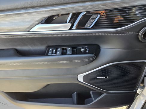 Used 2024 Jeep Wagoneer Series III image 25